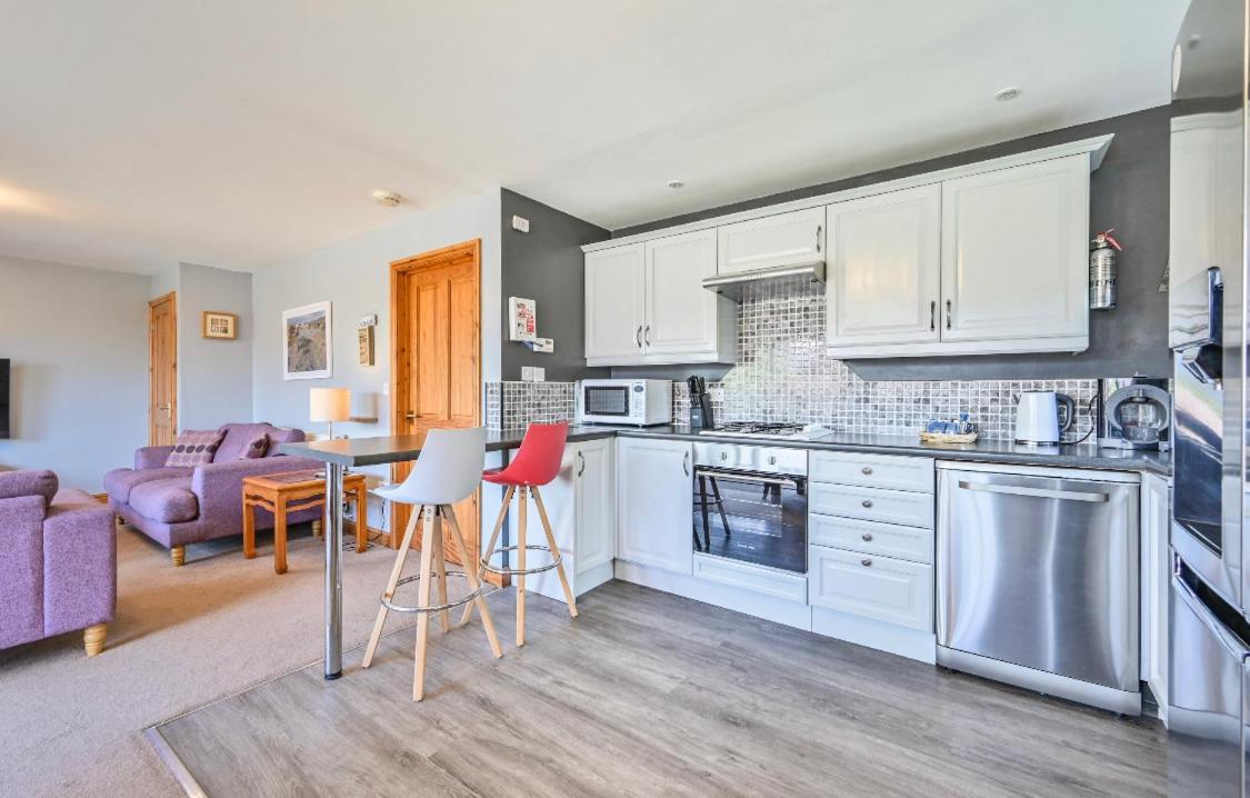 3 Bed Lodge With Ev Point Труро Екстериор снимка