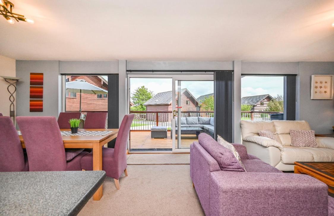 3 Bed Lodge With Ev Point Труро Екстериор снимка